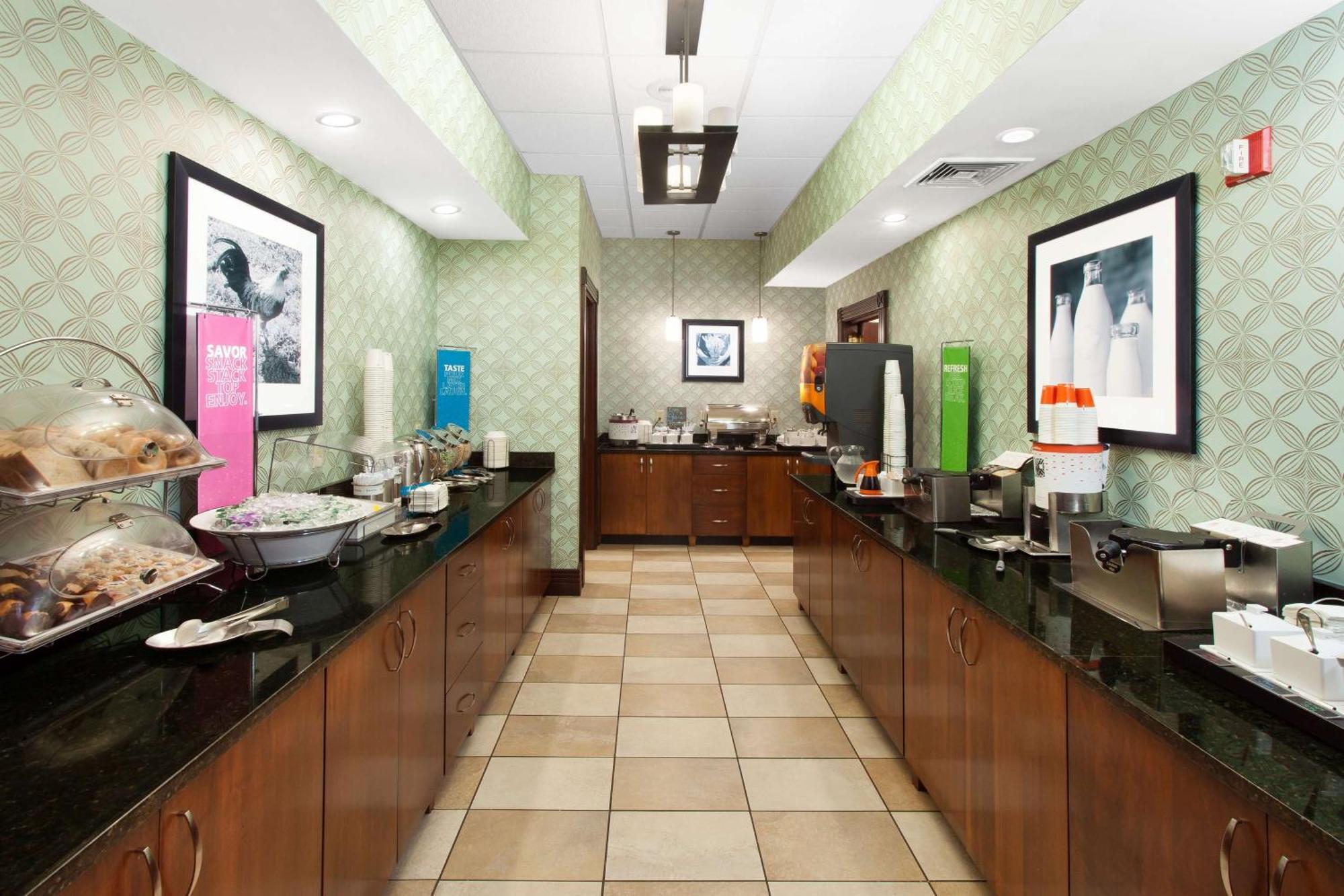 Hampton Inn Birch Run Eksteriør bilde
