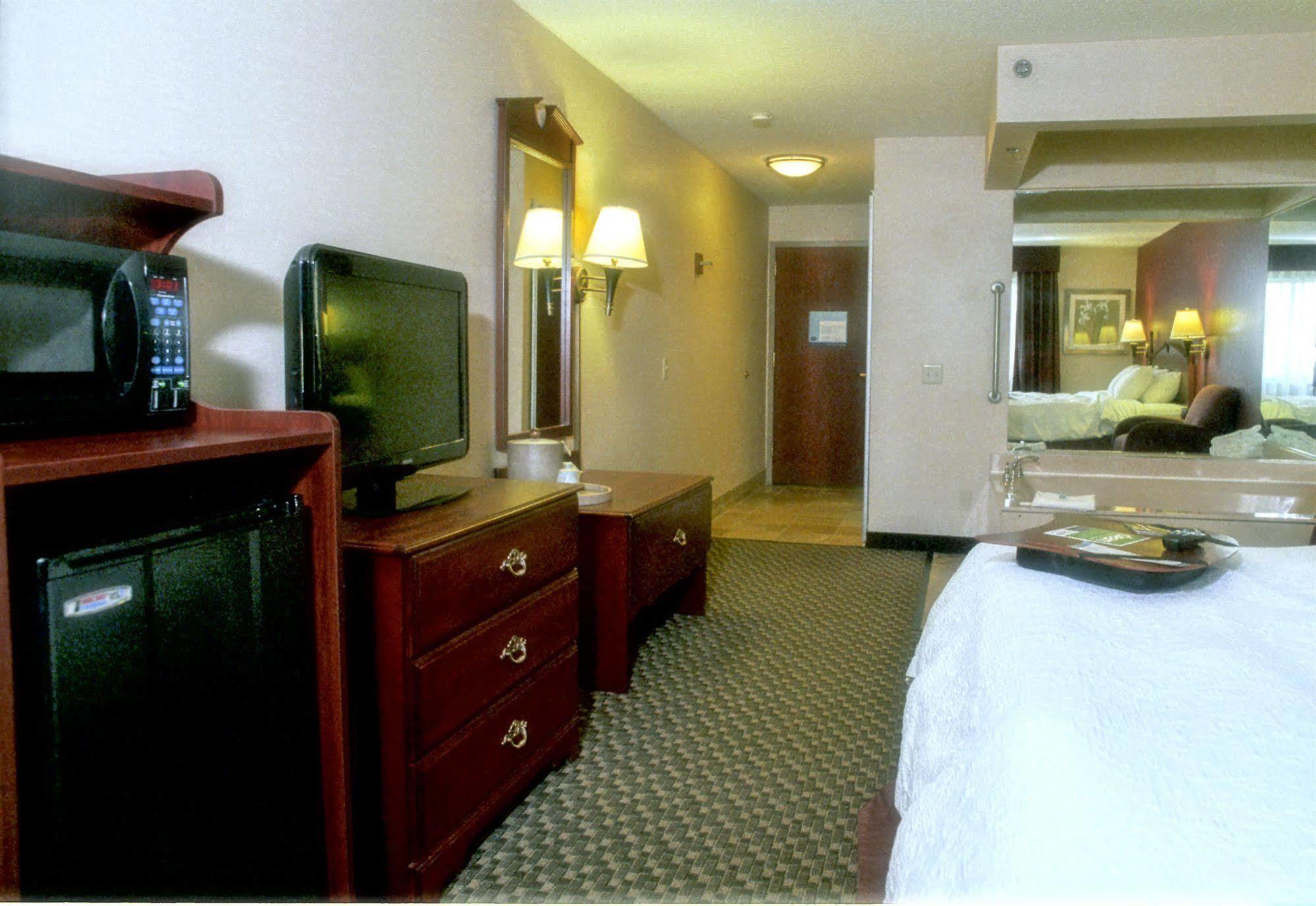 Hampton Inn Birch Run Eksteriør bilde
